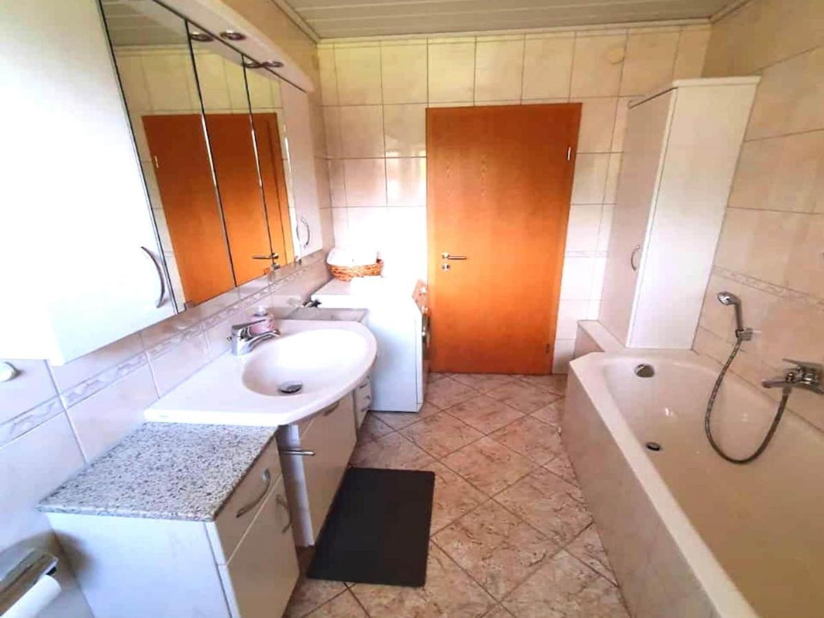 Comfortable Flat In Goerwihl With Balcony Gorwihl Exterior photo